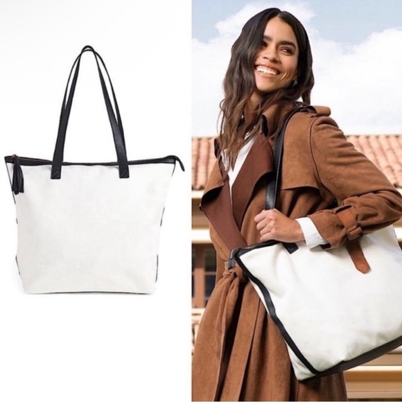 NWT sealed Walter Baker "Carly Bag" Classic Canvas and Vegan Leather Tote - Picture 1 of 5